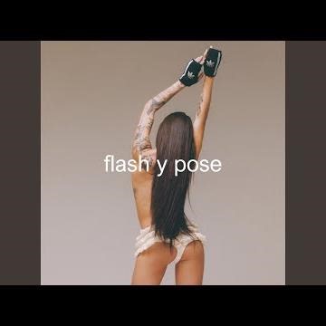flash y pose