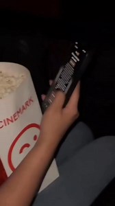 nag lakas loob na sya gais🤭 (Link in Bio🍫) #couple #fyp #love #anniversary #gift #philippines #relationshipgoals #datenight #couplegoals | Euros Chocolates