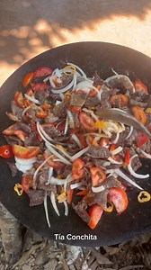 555K views · 15K reactions | Esto preparamos para comer en familia 數鸞 | Tia Conchita | Facebook