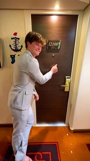 Lorax Dorm Room Prank: Room Service, Puppies & Pie Puzzle
