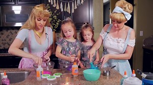 The Princesses and friends teach you how to make your very own Princesses Slime! 💙💗👏🏻 | Princess Perplexity