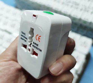 [Hot Item] Essential for Travel 110V~-230V~Universal Multi Socket Conversion Transfer Adaptor