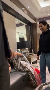 Akansha… Ek aisi roshni jo bhagwaan ne khud bhej kar meri zindagi ko thoda aur khoobsurat bana diya. Sach kahun toh Akansha ko bhagwaan ne bheja hai. Yeh wahi insaan hai jisne mujhe achaai ka matlab samjhaya — bina lecture diye, bina shor machaye, bas apne hone se. Uski soch, uska dil, uski care… sab kuch itna pure hai ki kabhi-kabhi lagta hai duniya abhi bhi achi hai, kyunki Akansha jaise log zinda hain. Jab main college chhod ke ghar jaane wali hoti thi, toh mera bag maine nahi, Akansha ne pac