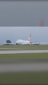 Emotional Virgin Atlantic 747 Retirement Departure with a Wing Wave. #Shorts | Tomika William | Facebook