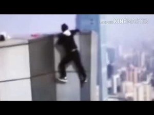 VIDEO: Chinese stunt man falls off a 62-storeyed building while doing pull-ups on the edge