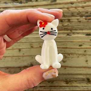 Lampwork Cat, White Glass Tabby Cat, Display, Decoration, Figurine, Spirit Animal - Etsy