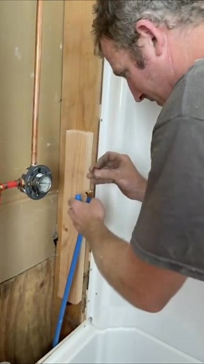 A Common problem with pex on a tubshower valve is back pressure to shower head 👊 #plumbing #diy #bathroom #bathroomremodel #bathroomremodelingteacher | Home Remodeling