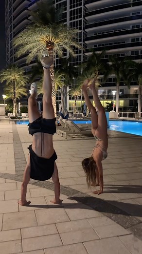 who won the handstand contest 😎 #gymnastics #gym #funny #handstand #viral #bathingsuit #pool #miami | Paris Livvy