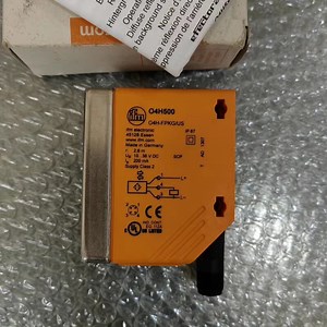Ifm O1d100/O4h500 Photoelectric Distance Sensor
