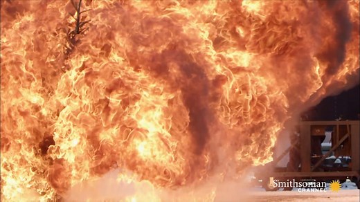 Flamethrowers, created to launch walls of fire long distances, are so dangerous, only few trained experts can safely fire them. Here, we unleash its power in a controlled test. 🎥The Weapon Hunter | Smithsonian Channel Aviation Nation