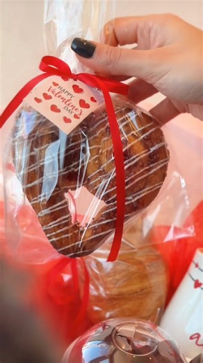 Sweet treats and breakfast favorites, made to start the day on a special note. Thoughtfully prepared, ready to gift for your Valentine. | Crumz Bakery