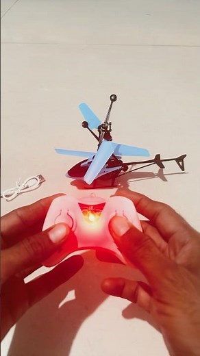 RC HELICOPTER FLYING VIDEO