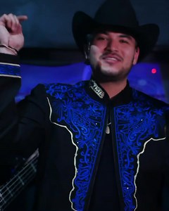 1.4K views | Cizma is back! Nos vemos esta noche en VLive! Table with bottle $200鸞 | VLive Chicago | Facebook