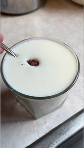 6K views · 137 reactions | It stayed completely dry! 勞 #experiment #science #chocolate #hack #milk | Benson Bros | Facebook