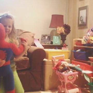 Shut up and dance, Spidey! | Spaghetti Toes