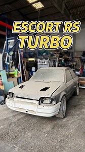 Ford Escort RS Turbo resgatado e disponível no nosso website! ⚒️🧰 Se tiver conhecimento de alguma viatura esquecida, entre em contacto connosco. Se comprarmos, pagamos comissão! 💶 💰 | Clássicos no Celeiro - Portugal Barn Finds
