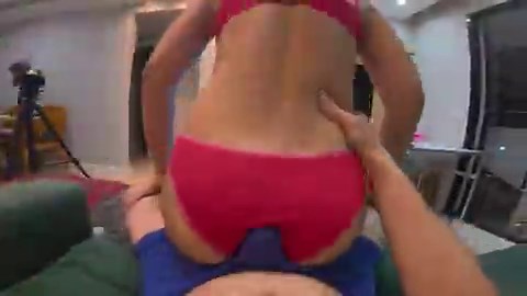 RT @CollegeCouple10: Cute latina with a big ass is my type 🤤😍 make me cum just dry humping :3