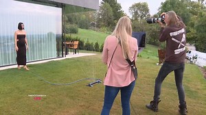 13K views · 48 reactions | Bauchfrei während der Schwangerschaft: Model Kerstin Lechner im knappen Outfit Die Oberösterreicherin | Heli Mayr | LT1 OÖ | Facebook