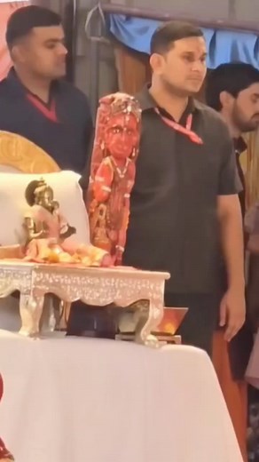 Shastri ji ki Mata ji 🙏☺ #acharyadhirendrakrishnashastri #bageshwardhamoffical #bageshwardhambalaji #fbreelsfypシ゚viralシ #fbpost2024 #virelvideo #trending #winning #viralpage2024 | Radhika Riya