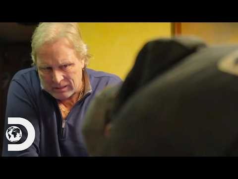 Sig Hansen Is In EMERGENCY MODE As Deckhand's Foot Is MANGLED By A Crab Pot | Deadliest Catch