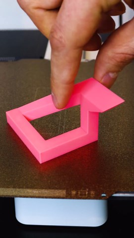 gcodelab on Instagram: "3D printed Penrose Triangle 3D model / STL File used in this video found here: https://www.thingiverse.com/thing:547580 The filament used for this print is PLA Basic Pink by Bambu Lab My 3D prints are made with Bambu Lab A1 mini. #3dprinting #3dprint #3dprinted #3d #bambulab #opticalillusion"
