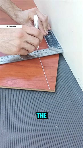 4.7K views · 12 reactions | Want to cut a diagonal corner without any measuring? | Gayle’s Smart Ideas | Facebook