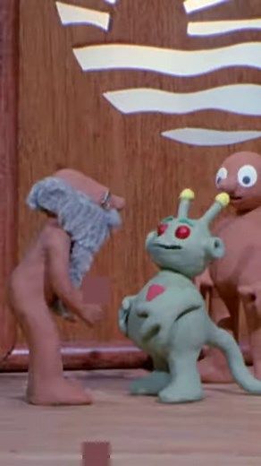 25K views · 610 reactions | Who remembers the time that Morph was visited by a strange (and very hungry) creature from outer space? | Morph | Facebook