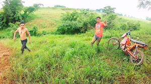 Sombagay sa ta kadali pa wala sa kalaay 😄😄😄 Ang nahitabo nga panag sombagay walay na bon-og KY pagka igo sa nawong ni dagan Naman ang isa KY sakit daw😄😄😄 #viralvideo #fbviral #viralvideoシ #fypシ゚ #fypシ | Extreme Mix MotoVlog