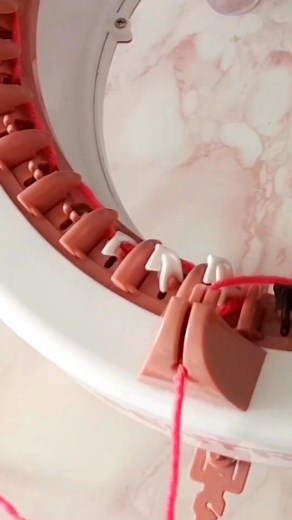 Knitting machine sentro #machine #sentro Knitting loom for beginners step by step #knitting #crochet #scarf #knitting_loom_eljammari #hat #tejidos | Knitting loom scarf