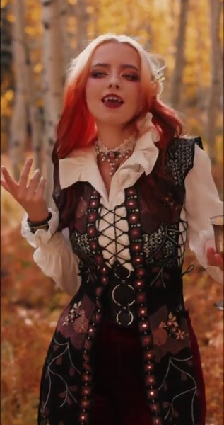 Vampire cosplay transformation
