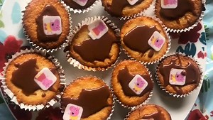 today’s sign is BAKING/BAKE as Christians had some fun baking peppa pig cakes, mostly helped by our sister lucy Christian Kilduff Zebedee Model Zebedee Management #signlanguage #communication #littlebro #bigsis #siblinglove #cerebralpalsy #cpwarrior #hie #hopeforhie #miracle #visualimpairment #love #makaton #signalongwithus #teamzebedee #signoftheday #baking | Sign along with us