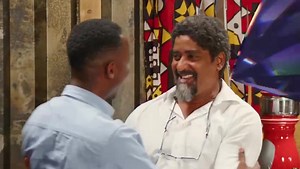 11K views · 539 reactions | Simão organiza um jantar na mansão Tchiyo, para receber os colegas da polícia, mas a noite termina num desastre. Dimuka abre um salão clandestino e é descoberto por Epalanga. Finalmente uma boa notícia: Ngongo é selecionado à vaga na Polícia Nacional. @dstvangola @diamondfilms_angola @kwendamagic #novela #angolana #orio | Lux Angola | Facebook