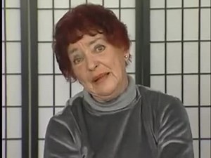 Matured Red headed woman pulls out dildo