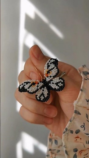 Beaded butterfly 🦋 pattern is available on Etsy! #beads #diy #seedbeads #beadwork #butterfly