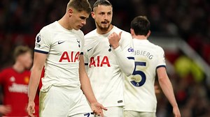 Cum a fost surprins Radu Drăgușin pe banca de rezerve, în timpul meciului Tottenham - City! | Sport.ro