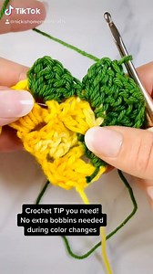 Easy Crochet Tip! Change Colors in Crochet without extra yarn bobbin! 😄 Read here for more color changing tips: https://www.nickishomemadecrafts.com/multicolor-crochet-techniques/ | Crochet Patterns & Tutorials by Nicki's Homemade Crafts
