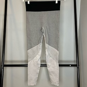 Aerie Chill. Play. Move. Thermal Leggings Size Medium