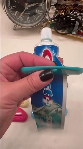 Amazon Find: Toothpaste Squeezer