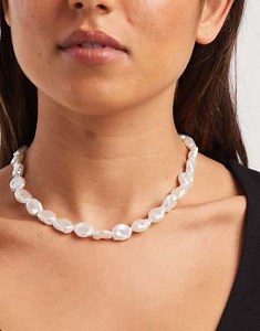Accessorize - Collana a Y dorata in misto catenina e perle sintetiche | ASOS