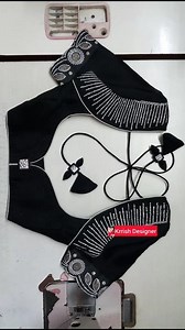 Blouse Deep Neck idea 💡😍 Beautiful Dori Latkan 🌟##krrishdesigner #ytshort #short