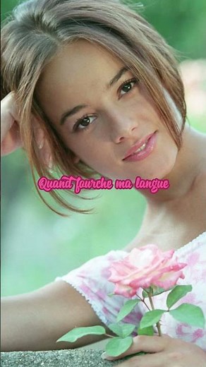 Moi… Lolita – Alizée #shorts #alizée #frenchpop #musicicon #2000snostalgia #legend #music #history