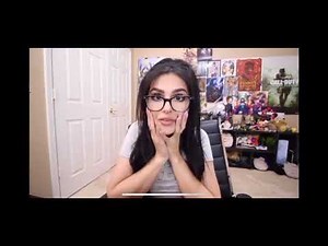 SHE THOUGHT HER STREAM WAS OFF (clip bitches)