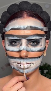 10K views · 44 reactions | Tutorial sencillo y se ve muy padre.. Te gustó? #tutorialdehalloween #makeuphalloween | Susan Castro Beauty | Facebook