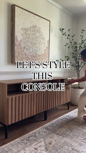 Dining room console styling 🤎 #consolestyling #consoletables #diningroominspo #diningroomdecor #homedecor #neutralhomedecor #neutralinspo | Linen Oaks Interiors