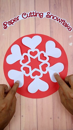 3M views · 22K reactions | Cut unique and beautiful snowflakes using simple printable templates! Perfect for holiday décor and winter projects. #fblifestyle | Creative Art & Craft Ideas | Facebook