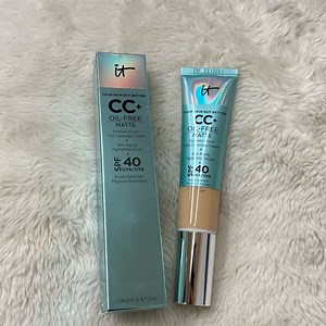 IT CosmeticsCC  Cream Oil-Free Matte with SPF 40
