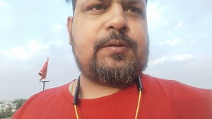 Vlog | Bikini beach | Facebook