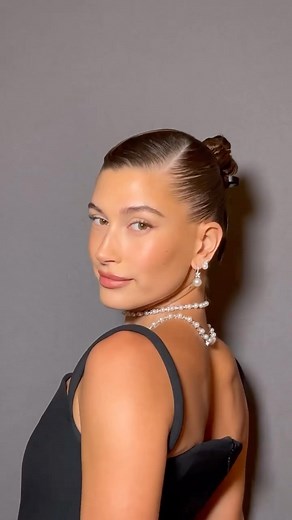 176K views · 19 reactions | These Tiffany blue nails are everything we needed and more.  video: @haileybieber | Who What Wear | Facebook