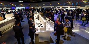 Tech conference bans scantily-clad “booth babes”