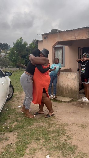 Went back home to South Africa and surprised my family ❤️😊. Seeing my mom and grandma this happy is a huge blessing to me ❤️🙏😊lord I’m forever grateful 🙏 #goingbackhome #SA #familyovereverything | Asanda Sne